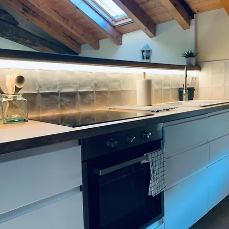 Biendella La Bella La Casa Entera *