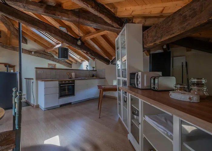 Biendella La Bella La Casa Entera *